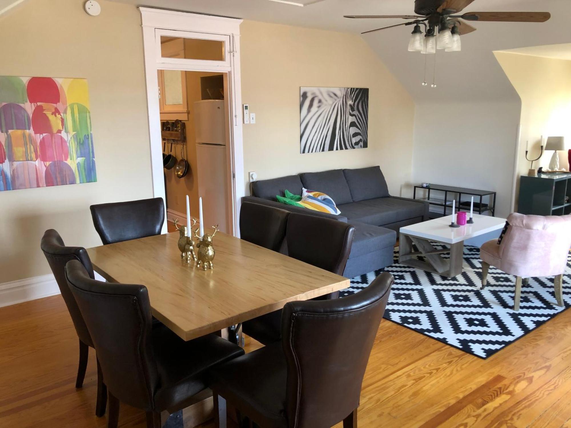 New! Apartment In Historic Mansion. Location! Views! DEN Eksteriør billede