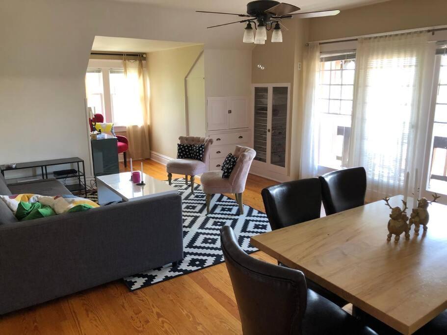 New! Apartment In Historic Mansion. Location! Views! DEN Eksteriør billede